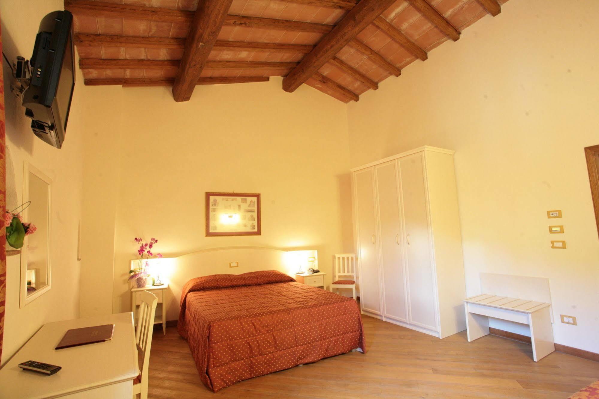 Hotel Villa San Michele 까르미냐노 외부 사진